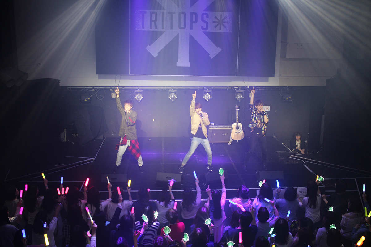 リーダーヒョンムンのバースデーをファンと一緒にお祝い Bang Hyoungmoon Birthday Party Special Live ニュース 新大久保ホットガイド